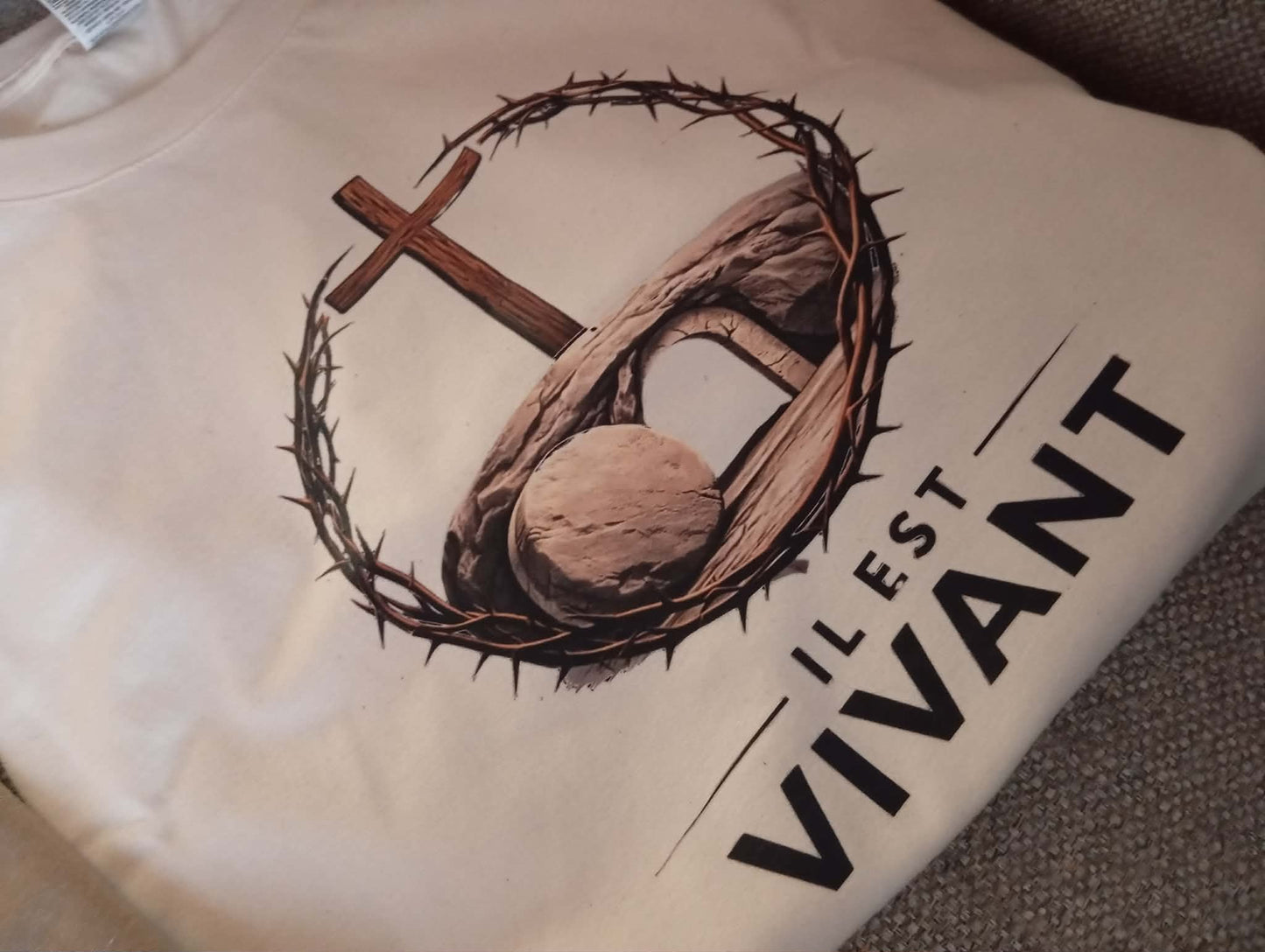T-shirt Il est Vivant