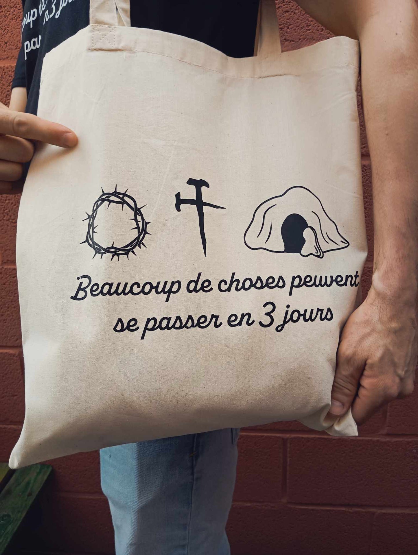 Tote bag